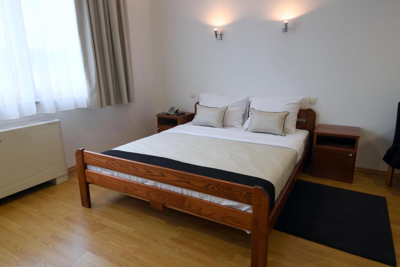 Apartments & Rooms Križevci Extérieur photo